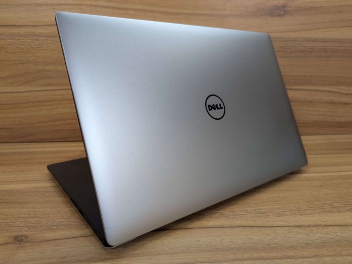 Ігровий ноутбук Dell XPS 15 9560 / 15,6" (3840x2160) IPS Touch / Intel Core i7-7700HQ (4 (8) ядра по 2,8 - 3,8 ГГц) / 32 ГБ DDR4 / 1000 ГБ SSD / nVidia Geforce GTX 1050, 4 ГБ GDDR5, 128-біт / HDMI / Windows 10 б/в - зображення 7