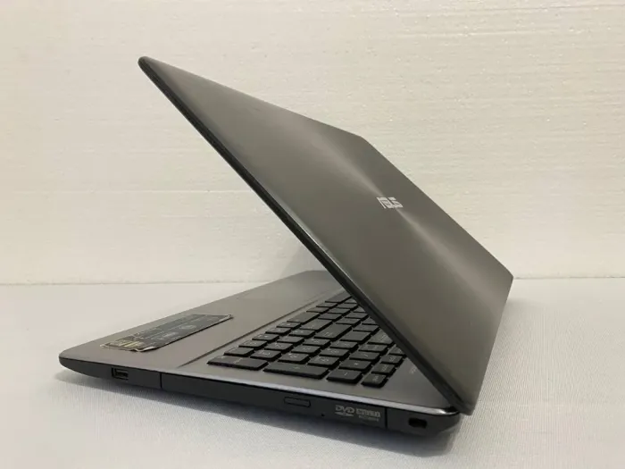 Ноутбук Б-клас Asus F550J / 15.6" (1920x1080) TN / Intel Core i5-4200H (2 (4) ядра по 2.8 - 3.4 GHz) / 12 GB DDR3 / 240 GB SSD / nVidia GeForce GTX 850M, 2 GB GDDR3, 128-bit / WebCam / DVD-RW / HDMI б/в - зображення 6