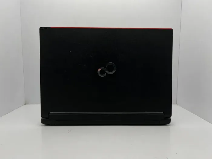 Ноутбук Fujitsu LifeBook E546 / 14" (1920x1080) TN / Intel Core i5-6200U (2 (4) ядра по 2.3 - 2.8 GHz) / 8 GB DDR4 / 240 GB SSD / Intel HD Graphics 520 / WebCam б/в - зображення 5