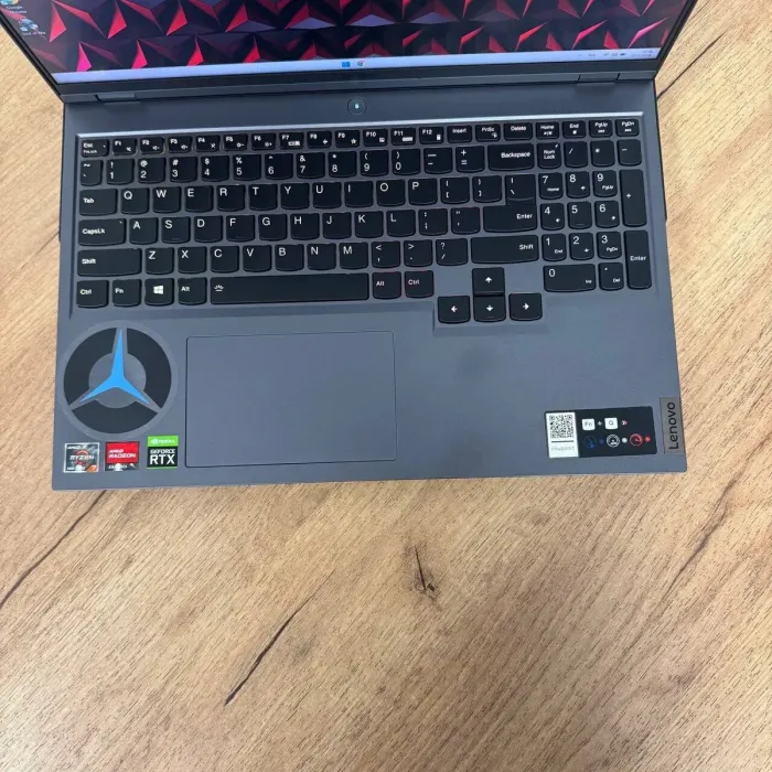 Ігровий ноутбук Б-клас Lenovo Legion 5 Pro 16ACH6H / 16" (2560x1600) IPS / AMD Ryzen 7 5800H (8 (16) ядер по 3.2 - 4.4 GHz) / 16 GB DDR4 / 512 GB SSD / nVidia GeForce RTX 3070, 8 GB GDDR6, 256-bit / WebCam б/в - зображення 7