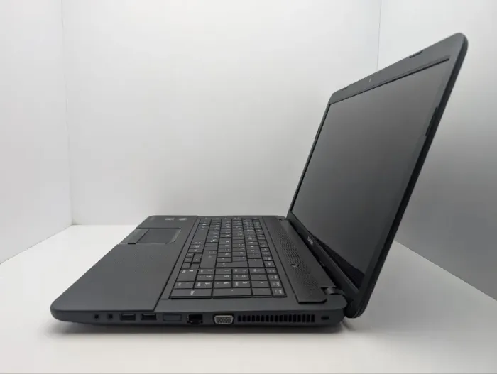Ноутбук Toshiba Satellite C870D / 17.3" (1600x900) TN / AMD E1-1200 (2 ядра по 1.4 GHz) / 6 GB DDR3 / 120 GB SSD / AMD Radeon HD 7330, 1 GB GDDR3, 64-bit / WebCam б/в - зображення 5