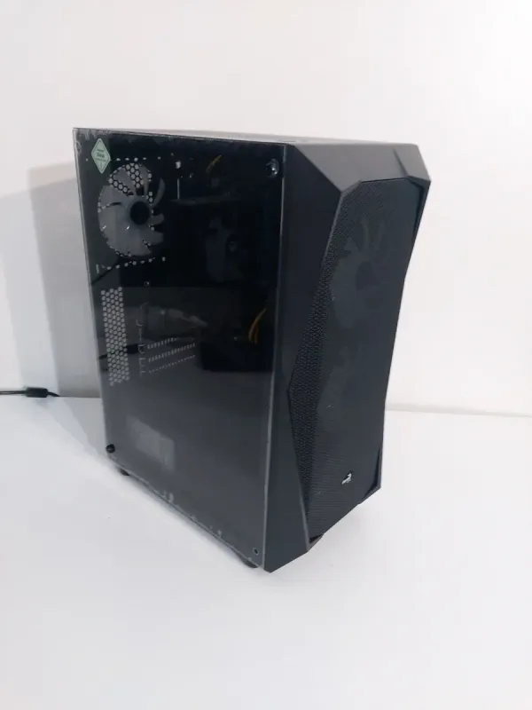 Ігровий ПК AeroCool PGS FALCON-A-BK-V1 FRGB Tower / Intel Core i7-4770 (4 (8) ядра по 3.4 - 3.9 GHz) / 24 GB DDR3 / 480 GB SSD + 500 GB HDD / AMD Radeon RX 470, 4 GB GDDR5, 256-bit / 350W б/в - зображення 4