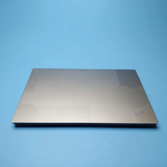 Ноутбук Lenovo ThinkPad E15 / 15.6" (1920x1080) IPS / Intel Core i7-10510U (4 (8) ядра по 1.8 - 4.9 GHz) / 16 GB DDR4 / 256 GB SSD / Intel UHD Graphics / WebCam / Win 10 Pro  б/в - зображення 6