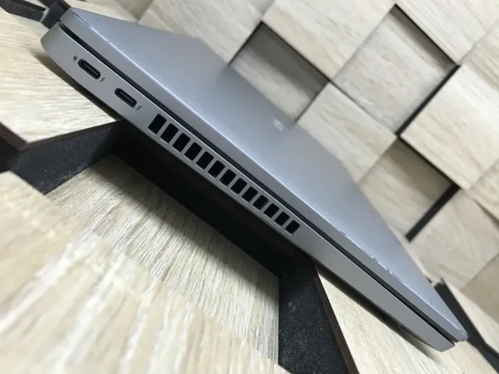 Ультрабук Dell Latitude 5430 / 14" (1920x1080) IPS / Intel Core i5-1245U (10 (12) ядер по 1.6 - 4.4 GHz) / 8 GB DDR4 / 256 GB SSD M.2 / Intel Iris Xe Graphics / WebCam / USB 3.2 / HDMI / Windows 10 б/в - зображення 6