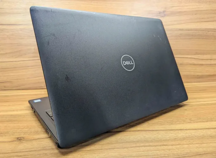 Ноутбук Dell Latitude 3590 / 15.6" (1920x1080) IPS / Intel Core i7-8550U (4 (8) ядра по 1.8 - 4.0 GHz) / 16 GB DDR4 / 480 GB SSD / AMD Radeon 530, 2 GB GDDR5, 64-bit / WebCam / HDMI / Windows 10 б/в - зображення 6