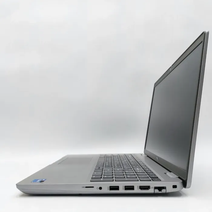 Мобільна робоча станція Dell Precision 3561 / 15.6" (1920x1080) IPS / Intel Core i7-11850H (8 (16) ядер по 2.5 - 4.8 GHz) / 32 GB DDR4 / 512 GB SSD / nVidia Quadro T600, 4 GB GDDR6, 128-bit / WebCam / Win 11 Pro б/в - зображення 5