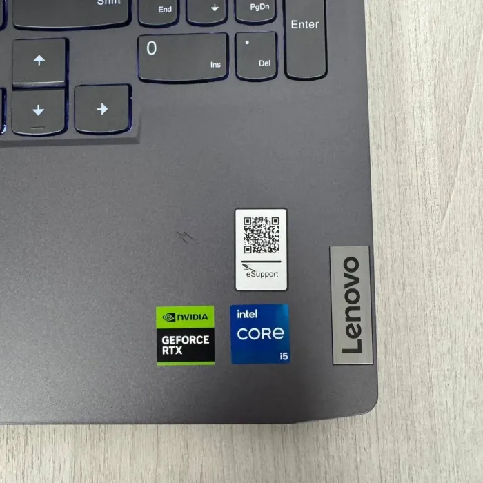 Ігровий ноутбук Lenovo LOQ 15IRH8 / 15,6" (1920x1080) IPS / Intel Core i5-13420H (8 (12) ядер по 2.1 - 4.6 GHz) / 16 GB DDR5 / 1000 GB SSD NVMe / nVidia GeForce RTX 3050, 6 GB GDDR6, 96-bit / WebCam б/в - зображення 8