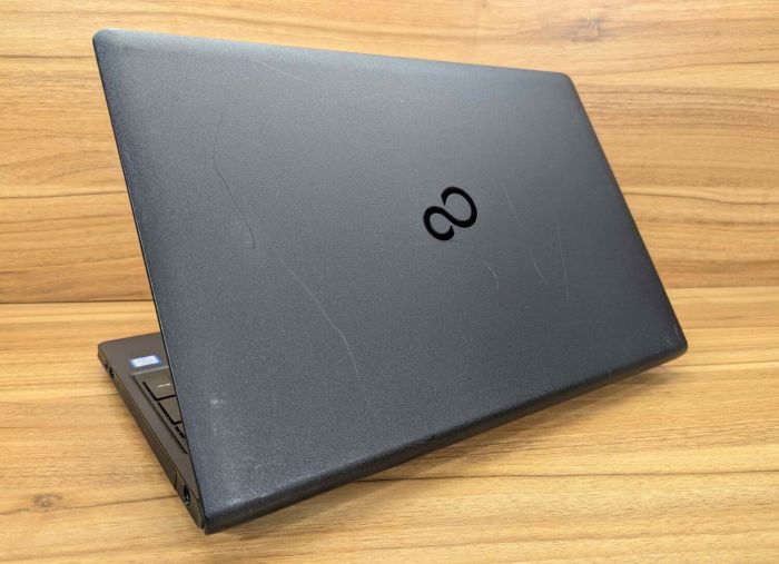 Ноутбук Fujitsu LifeBook A357 / 15.6" (1366x768) TN / Intel Core i5-7200U (2 (4) ядра по 2.5 - 3.1 GHz) / 8 GB DDR4 / 240 GB SSD / Intel HD Graphics 620 / WebCam / HDMI / Windows 10 б/в - изображение 6