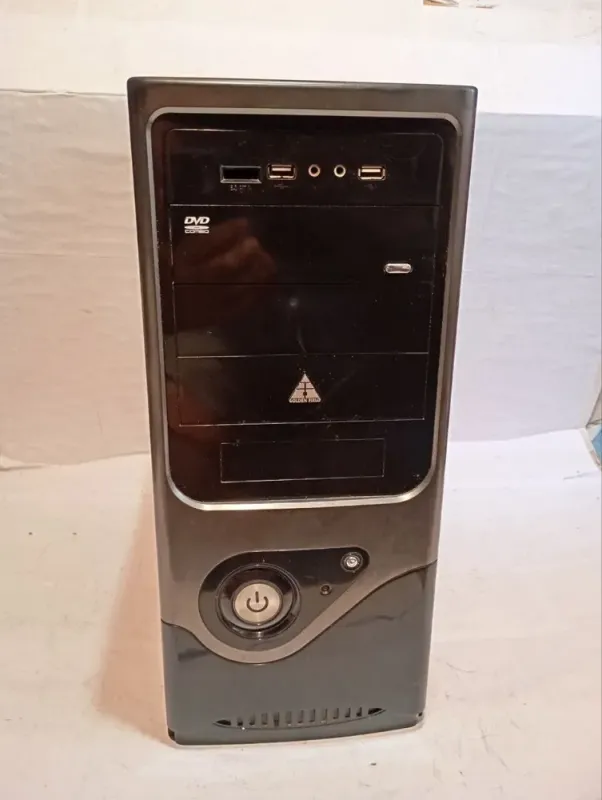 ПК Б-клас Golden Field 5003B Tower / Intel Core 2 Quad Q8300 (4 ядра по 2.5 GHz) / 4 GB DDR3 / 120 GB SSD / Intel GMA 4500 / 420W / Win 10 б/в - зображення 2