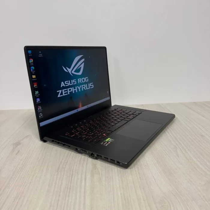 Ігровий ноутбук Б-класу Asus ROG Zephyrus G15 GA503QR / 15,6" (2560x1440) IPS / AMD Ryzen 9 5900HS (8 (16) ядер по 3.0 - 4.6 GHz) / 16 GB DDR4 / 1000 GB SSD NVMe / nVidia GeForce RTX 3070, 8 GB GDDR6, 256-bit б/в - зображення 4