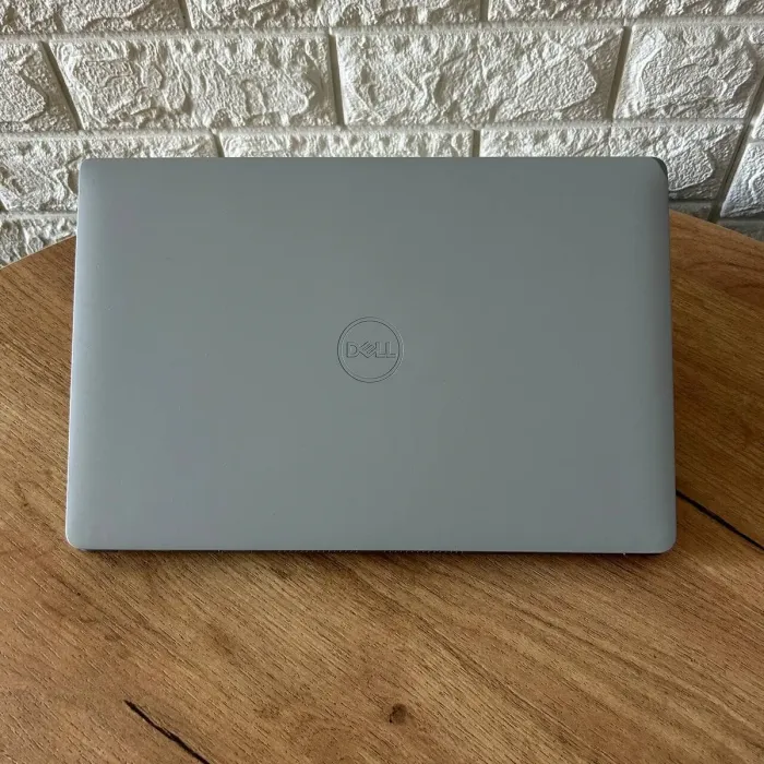 Ультрабук Б-клас Dell Latitude 5420 / 14" (1366x768) TN / Intel Core i5-1145G7 (4 (8) ядра по 2.6 - 4.4 GHz) / 8 GB DDR4 / 256 GB SSD / Intel Iris X Graphics / WebCam б/в - зображення 3
