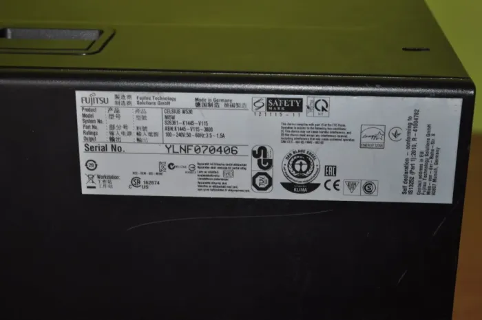 Робоча станція Fujitsu Celsius W530 Workstation Tower / Intel Core i5-4590 (4 ядра по 3.3 - 3.7 GHz) / 16 GB DDR3 / 120 GB SSD + 500 GB HDD / Intel HD Graphics 4600 / DVD-ROM б/в - зображення 4