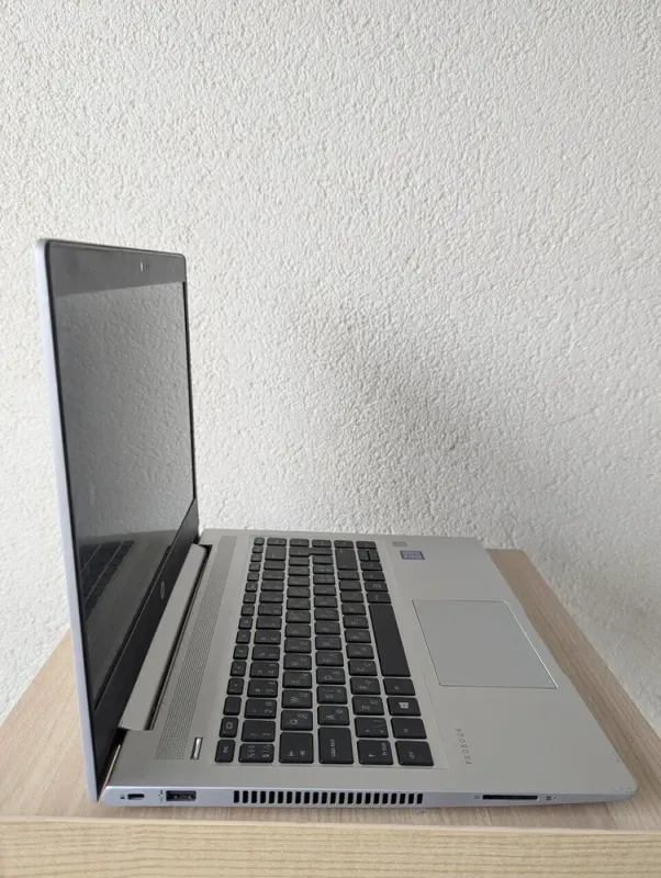 Ноутбук Б-клас HP ProBook 440 G6 / 14" (1366x768) TN / Intel Core i3-8145U (2 (4) ядра по 2.1 - 3.9 GHz) / 8 GB DDR4 / 128 GB SSD / Intel UHD Graphics 620 / WebCam б/в - зображення 5