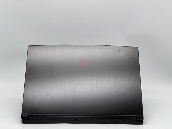 Ігровий ноутбук Б-класу MSI GF63 Thin 11UD-408CA / 15,6" (1920x1080) IPS / Intel Core i7-11800H (8 (16) ядер по 1,9 - 4,6 ГГц) / 16 ГБ DDR4 / 480 ГБ SSD / nVidia GeForce RTX 3050 TI, 4 ГБ GDDR6, 128-біт / Веб-камера б/в - зображення 5