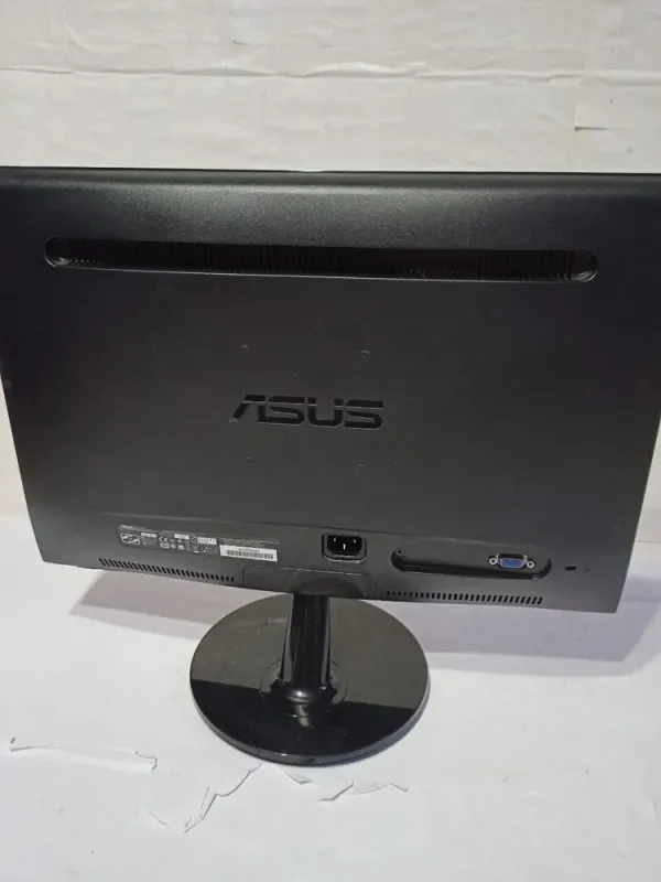 Комплект ПК: Fujitsu Esprimo E420 E85+ SFF / Intel Core i3-4160 (2 (4) ядра по 3.6 GHz) / 8 GB DDR3 / 500 GB HDD / Intel HD Graphics 4400 + Монітор Asus VS198D / 19" (1440x900) TN / 1x VGA б/в - зображення 6