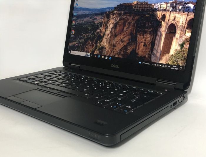 Ноутбук Б-клас Dell Latitude E5440 / 14" (1366x768) TN / Intel Core i5-4200U (2 (4) ядра по 1.6 - 2.6 GHz) / 8 GB DDR3 / 500 GB HDD / Intel HD Graphics 4400 / WebCam / DVD-ROM б/в - изображение 9