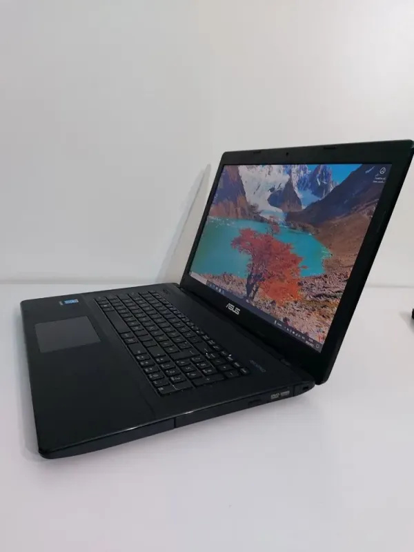 Ноутбук Asus ASUSPRO Essential P751JA / 17.3" (1600x900) TN / Intel Core i3-4000M (2 (4) ядра по 2.4 GHz) / 8 GB DDR3 / 256 GB SSD / Intel HD Graphics 4600 / WebCam / DVD-ROM б/в - зображення 5