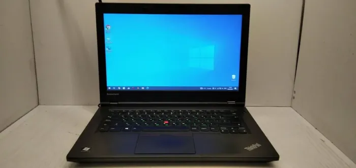 Ноутбук Б-клас Lenovo ThinkPad L440 / 14" (1366x768) TN / Intel Core i7-4800MQ (4 (8) ядра по 2.7 - 3.7 GHz) / 8 GB DDR3 / 240 GB SSD / Intel HD Graphics 4600 / WebCam / Без АКБ б/в - зображення 3