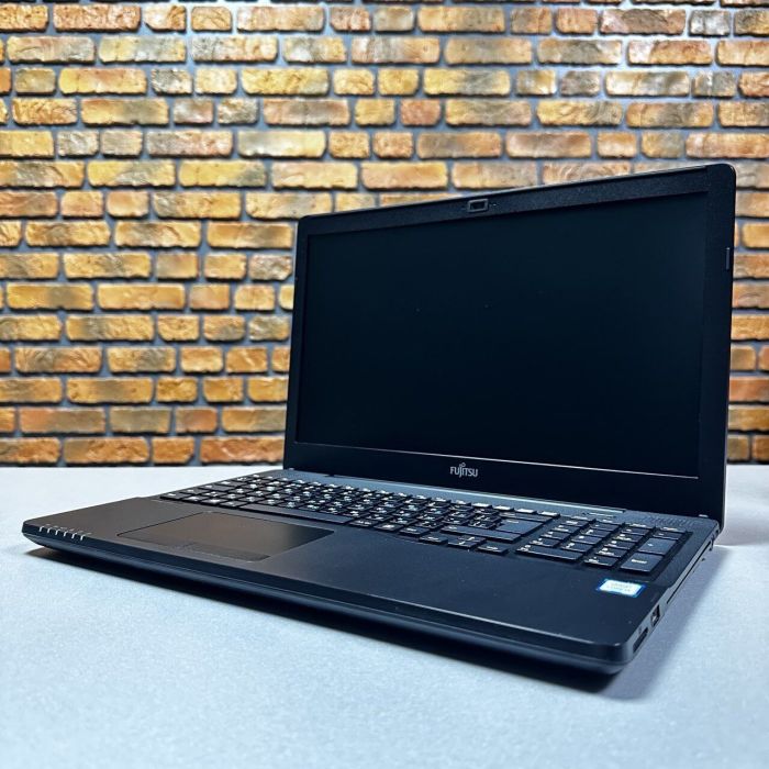 Ноутбук Fujitsu LifeBook A556 / 15.6" (1366x768) TN / Intel Core i5-6200U (2 (4) ядра по 2.3 - 2.8 GHz) / 8 GB DDR4 / 256 GB SSD / Intel HD Graphics 520 / WebCam б/в - зображення 7