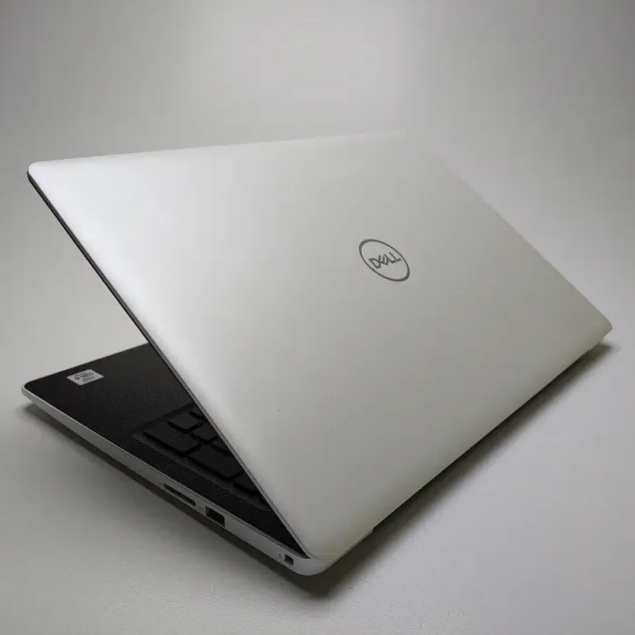 Ноутбук Dell Inspiron 3593 / 15.6" (1366x768) TN / Intel Core i5-1035G1 (4 (8) ядра по 1-3.6 GHz) / 8 GB DDR4 / 240 GB SSD / Intel UHD Graphics / WebCam / Win 10 Home б/в - зображення 7