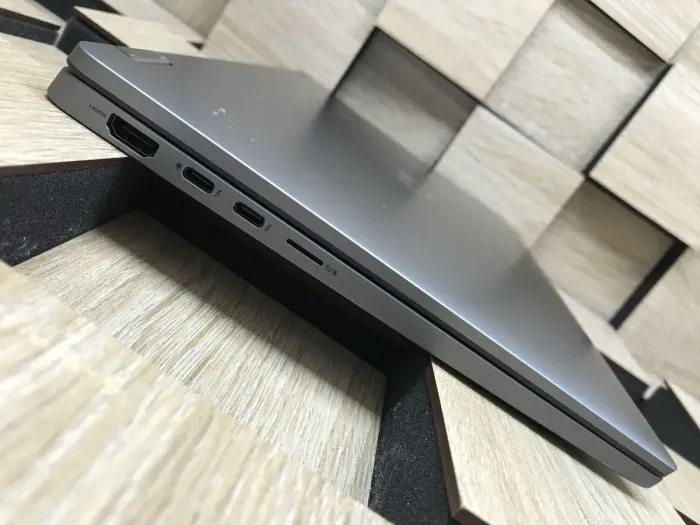 Ультрабук-трансформер Б-клас Dell Latitude 7410 2-in-1 / 14" (1920x1080) IPS Touch / Intel Core i7-10610U (4 (8) ядра по 1.8 - 4.9 GHz) / 16 GB DDR4 / 256 GB SSD M.2 / Intel UHD Graphics / WebCam / Windows 10 б/в - зображення 5