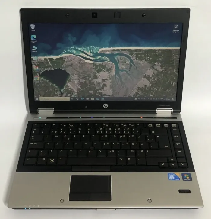Ноутбук HP EliteBook 8440p / 14" (1366x768) TN / Intel Core i5-520M (2 (4) ядра по 2.4 - 2.93 GHz) / 4 GB DDR3 / 250 GB HDD / Intel HD Graphics 1500 / WebCam / DVD-ROM б/в - зображення 2