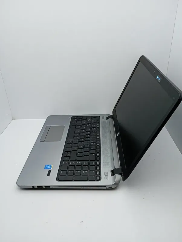 Ноутбук HP ProBook 450 G2 / 15.6" (1366x768) TN / Intel Core i5-4210U (2 (4) ядра по 1.7 - 2.7 GHz) / 6 GB DDR3 / 240 GB SSD / Intel HD Graphics 4400 / WebCam б/в - зображення 4