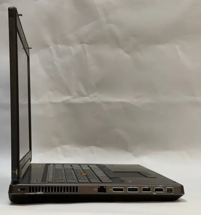 Мобільна робоча станція Б-клас HP EliteBook 8760w / 17.3" (1920x1080) TN / Intel Core i7-2620M (2 (4) ядра по 2.7 - 3.4 GHz) / 8 GB DDR3 / 120 GB SSD + 500 GB HDD / AMD FirePro M5950, 1 GB GDDR5, 128-bit / WebCam / DVD-ROM б/в - зображення 5