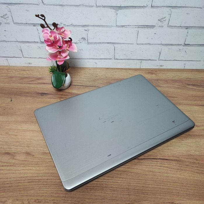 Ноутбук Б-клас Medion Akoya E6424 / 15.6" (1920x1080) TN / Intel Core i5-6267U (2 (4) ядра по 2.9 - 3.3 GHz) / 12 GB DDR3 / 128 GB SSD + 1000 GB HDD / Intel Iris Graphics 550 / WebCam б/в - зображення 7