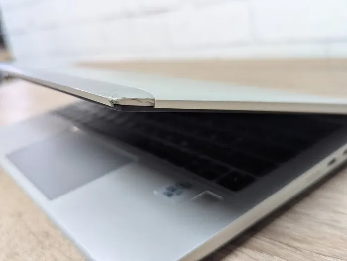 Ультрабук Б-клас HP EliteBook 830 G7 / 13.3" (1920x1080) IPS / Intel Core i5-10310U (4 (8) ядра по 1.7 - 4.4 GHz) / 16 GB DDR4 / 256 GB SSD / Intel UHD Graphics / WebCam / HDMI б/в - зображення 3