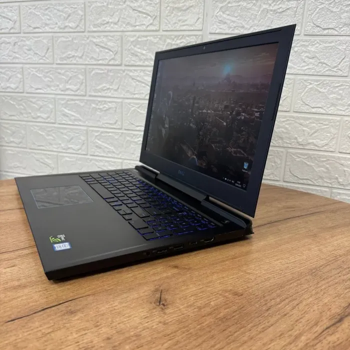 Ігровий ноутбук Б-клас Dell G7 15 7588 / 15.6" (1920x1080) IPS / Intel Core i7-8750H (6 (12) ядер по 2.2 - 4.1 GHz) / 8 GB DDR4 / 256 GB SSD / nVidia GeForce GTX 1060 Max-Q, 6 GB GDDR5, 192-bit / WebCam б/в - зображення 5