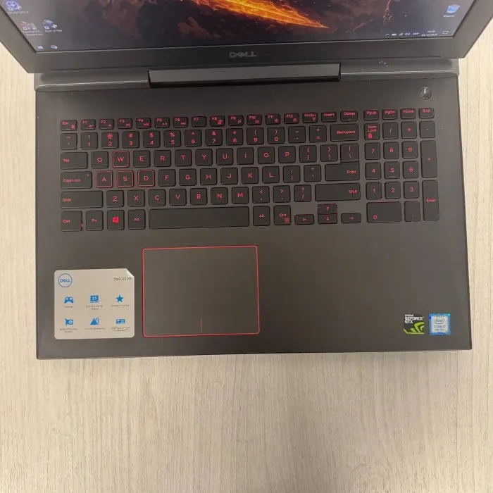 Ігровий ноутбук Dell G5 5587 / 15,6" (1920x1080) IPS / Intel Core i7-8750H (6 (12) ядра по 2,2 - 4,1 ГГц) / 8 ГБ DDR4 / 256 ГБ SSD / nVidia GeForce GTX 1050 Ti, 4 ГБ GDDR5, 128-біт / Веб-камера б/в - зображення 3