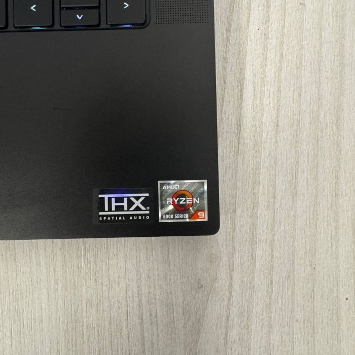 Ігровий ультрабук Razer Blade 14 RZ09-0427 / 14" (2560x1440) IPS / AMD Ryzen 9 6900HX (8 (16) ядер по 3.3 - 4.9 GHz) / 16 GB DDR5 / 1000 GB SSD NVMe / nVidia GeForce RTX 3080 Ti, 16 GB GDDR6, 256-bit / WebCam б/в - зображення 8