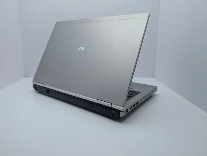 Ноутбук HP EliteBook 8460P / 14" (1600x900) TN / Intel Core i5-2520M (2 (4) ядра по 2.5 - 3.2 GHz) / 6 GB DDR3 / 128 GB SSD / Intel HD Graphics 3000 / WebCam б/в - зображення 7