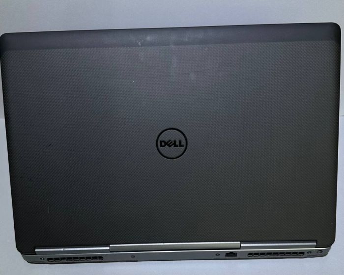 Мобільна робоча станція Dell Precision 7720 / 17,3" (1920x1080) IPS / Intel Core i7-7920HQ (4 (8) ядра по 3,1 - 4,1 ГГц) / 16 ГБ DDR4 / 512 ГБ SSD / nVidia Quadro P3000, 6 ГБ GDDR5, 192-біт / Веб-камера / Windows 11 Pro б/в - изображение 3