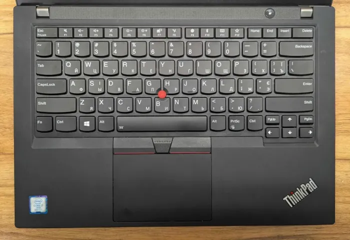 Мобільна робоча станція Lenovo ThinkPad P43s / 14" (1920x1080) IPS / Intel Core i7-8665U (4 (8) ядра по 1.9 - 4.8 GHz) / 32 GB DDR4 / 1000 GB SSD / nVidia Quadro P520, 2 GB GDDR5, 64-bit / WebCam / Windows 10 б/в - зображення 3