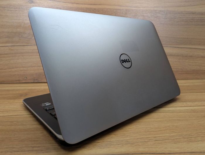 Ноутбук Dell XPS 13-L322X / 13.3" (1920x1080) IPS / Intel Core i5-3337U (2 (4) ядра по 1.8 - 2.7 GHz) / 8 GB DDR3 / 256 GB SSD / Intel HD Graphics 4000 / WebCam / Windows 10 б/в - зображення 7