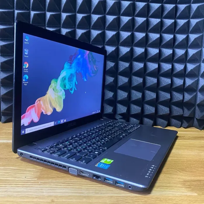 Ноутбук Б-клас Asus K510L / 15.6" (1366x768) TN / Intel Core i5-4200U (2 (4) ядра по 1.6 - 2.6 GHz) / 12 GB DDR3 / 128 GB SSD / nVidia GeForce GT 740M, 2 GB GDDR3, 64-bit / WebCam / DVD-ROM б/в - зображення 3