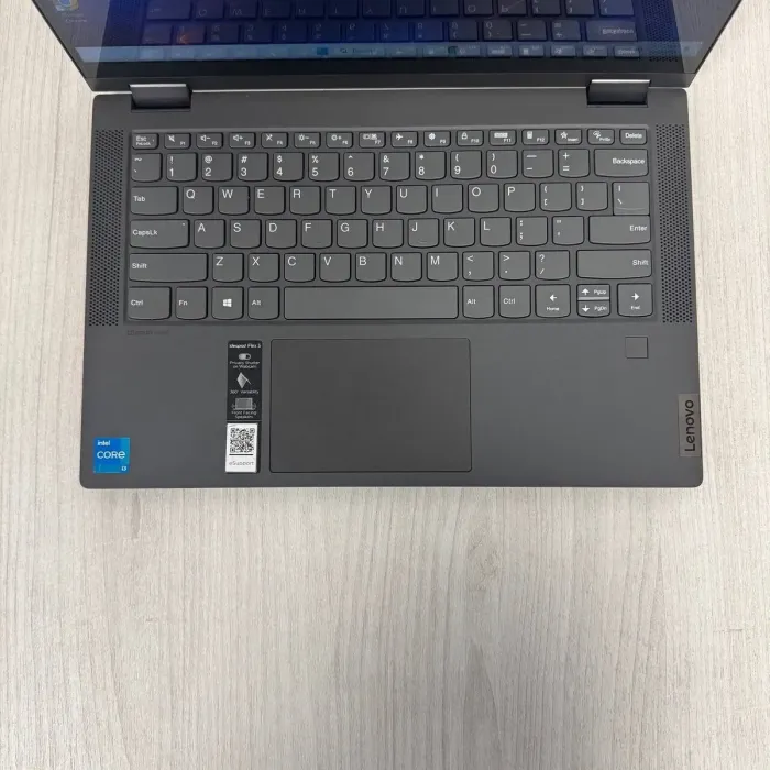 Ноутбук-трансформер Lenovo IdeaPad Flex 5 14ITL05 x360 / 14" (1920x1080) IPS Touch / Intel Core i5-1135G7 (4 (8) ядра по 2.4 - 4.2 GHz) / 4 GB DDR4 / 128 GB SSD M.2 / Intel Iris Xe Graphics / NoWebCam б/в - зображення 4