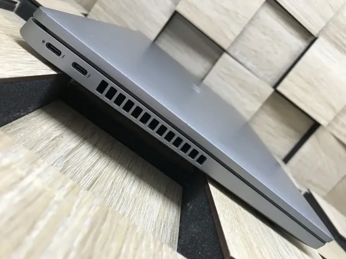 Ультрабук Dell Latitude 5420 / 14" (1920x1080) IPS / Intel Core i7-1185G7 (4 (8) ядра по 3.0 - 4.8 GHz) / 8 GB DDR4 / 256 GB SSD M.2 / Intel Iris Xe Graphics / WebCam / HDMI / Windows 10 б/в - зображення 5