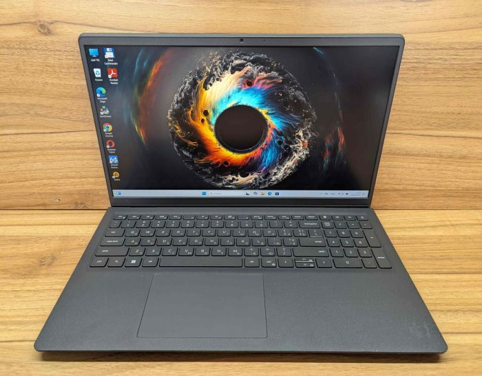 Ультрабук Dell Inspiron 15 3535 / 15.6" (1920x1080) IPS / AMD Ryzen 7 7730U (8 (16) ядер по 2.0 - 4.5 GHz) / 16 GB DDR4 / 512 GB SSD / AMD Radeon RX Vega 8 / WebCam / HDMI / Windows 11 б/в - зображення 2