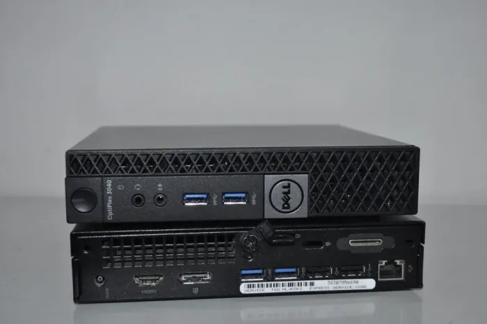 Неттоп Dell OptiPlex 3040 Micro USFF / Intel Core i5-6500T (4 ядра по 2.5 - 3.1 GHz) / 8 GB DDR3 / 120 GB SSD / Intel HD Graphics 530 / Windows 11 Pro + Блок живлення б/в - зображення 2