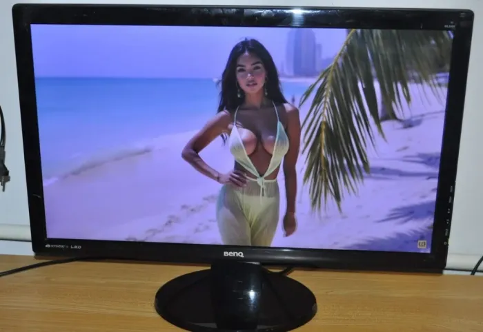 Монітор Б-клас BenQ GL2450 Black/24" (1920x1080) TN/VGA, DVI/VESA 100x100 + Кабелі (VGA або DVI на вибір) та живлення б/в - зображення 6