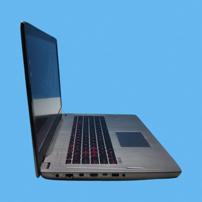 Ігровий ноутбук Asus ROG GL702VS / 17.3" (1920x1080) IPS / Intel Core i7-7700HQ (4 (8) ядра по 2.8 - 3.8 GHz) / 32 GB DDR4 / 480 GB SSD + 1000 GB HDD / nVidia GeForce GTX 1070, 8 GB GDDR5, 256-bit / WebCam / Win 10 Home б/в - зображення 4