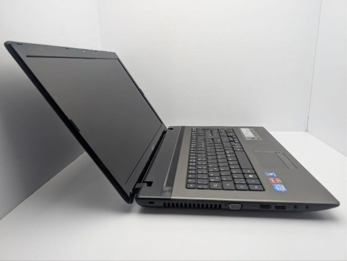 Ноутбук Acer Aspire 7750G / 17.3" (1600x900) TN / Intel Core i7-2670QM (4 (8) ядра по 2.2 - 3.1 GHz) / 8 GB DDR3 / 1000 GB HDD / AMD Radeon HD 6850M, 1 GB GDDR3, 128-bit / WebCam / DVD-ROM б/в - зображення 4