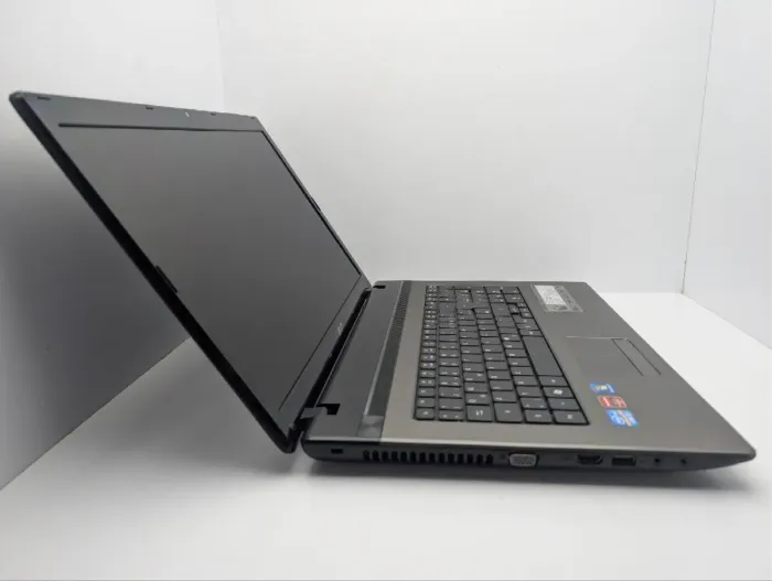 Ноутбук Acer Aspire 7750G / 17.3" (1600x900) TN / Intel Core i7-2670QM (4 (8) ядра по 2.2 - 3.1 GHz) / 8 GB DDR3 / 1000 GB HDD / AMD Radeon HD 6850M, 1 GB GDDR3, 128-bit / WebCam / DVD-ROM б/в - изображение 4