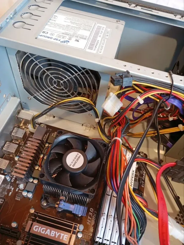 ПК Asus Tower / AMD FX-Series FX-8300 (8 ядер по 3.3 - 4.2 GHz) / 16 GB DDR3 / 120 GB SSD + 500 GB HDD / nVidia GeForce 210, 1 GB DDR3, 64-bit / DVD-ROM / 450W б/в - зображення 8