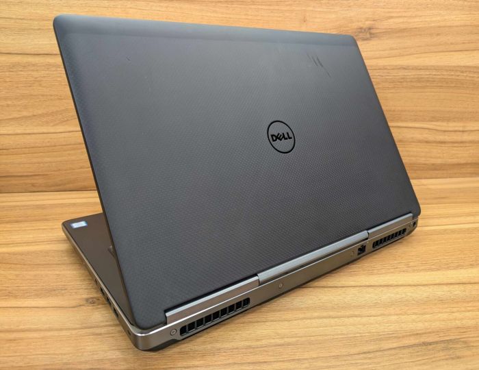 Мобільна робоча станція Б-клас Dell Precision 7720 / 17.3" (1920x1080) IPS / Intel Core i7-7820HQ (4 (8) ядра по 2.9 - 3.9 GHz) / 32 GB DDR4 / 512 GB SSD / nVidia Quadro P3000, 6 GB GDDR5, 192-bit / WebCam / Windows 10 б/в - зображення 9