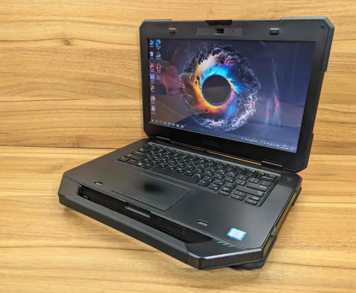 Захищений ноутбук Dell Latitude 14 Rugged 5414 / 14" (1366x768) TN / Intel Core i5-6300U (2 (4) ядра по 2.4 - 3.0 GHz) / 8 GB DDR4 / 256 GB SSD / Intel HD Graphics 520 / WebCam / HDMI / Windows 10 б/в - зображення 5