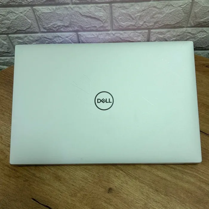 Ігровий ноутбук Б-клас Dell XPS 15 9510 / 15.6" (3456x2160) OLED / Intel Core i7-11800H (8 (16) ядер по 4.6 GHz) / 16 GB DDR4 / 512 GB SSD / nVidia GeForce RTX 3050, 4 GB GDDR6, 128-bit / WebCam б/в - зображення 3